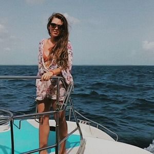 Meet your Posher, Jonilda